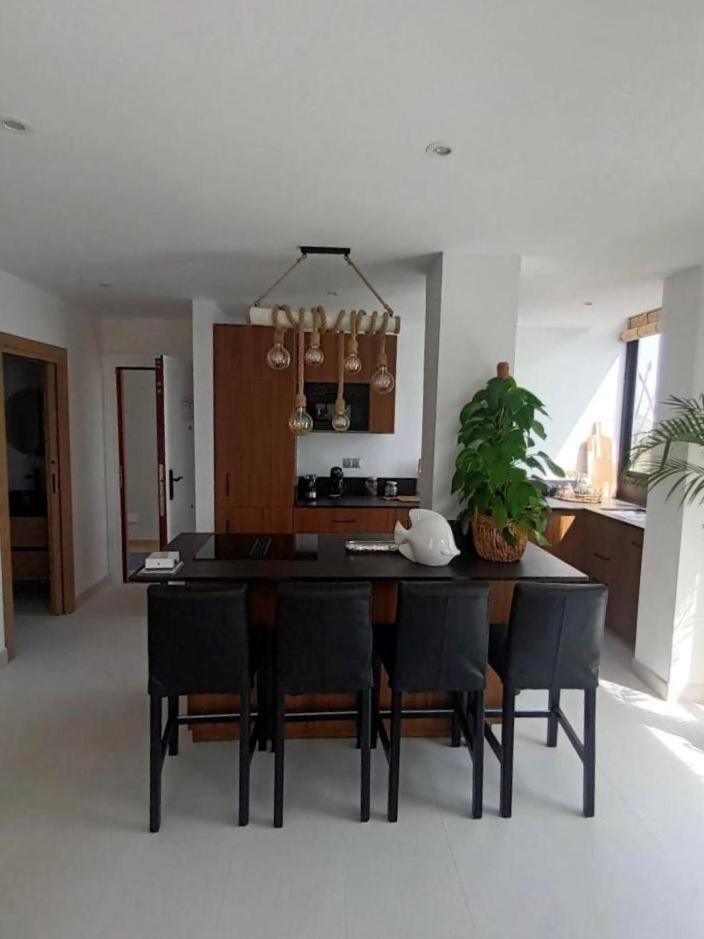 Marbella Beachfront Apartment Экстерьер фото